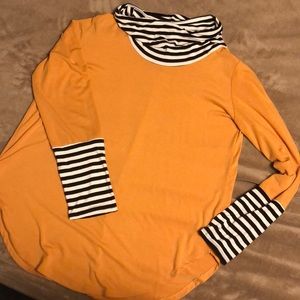EUC Long Sleeve Slouchy Turtle